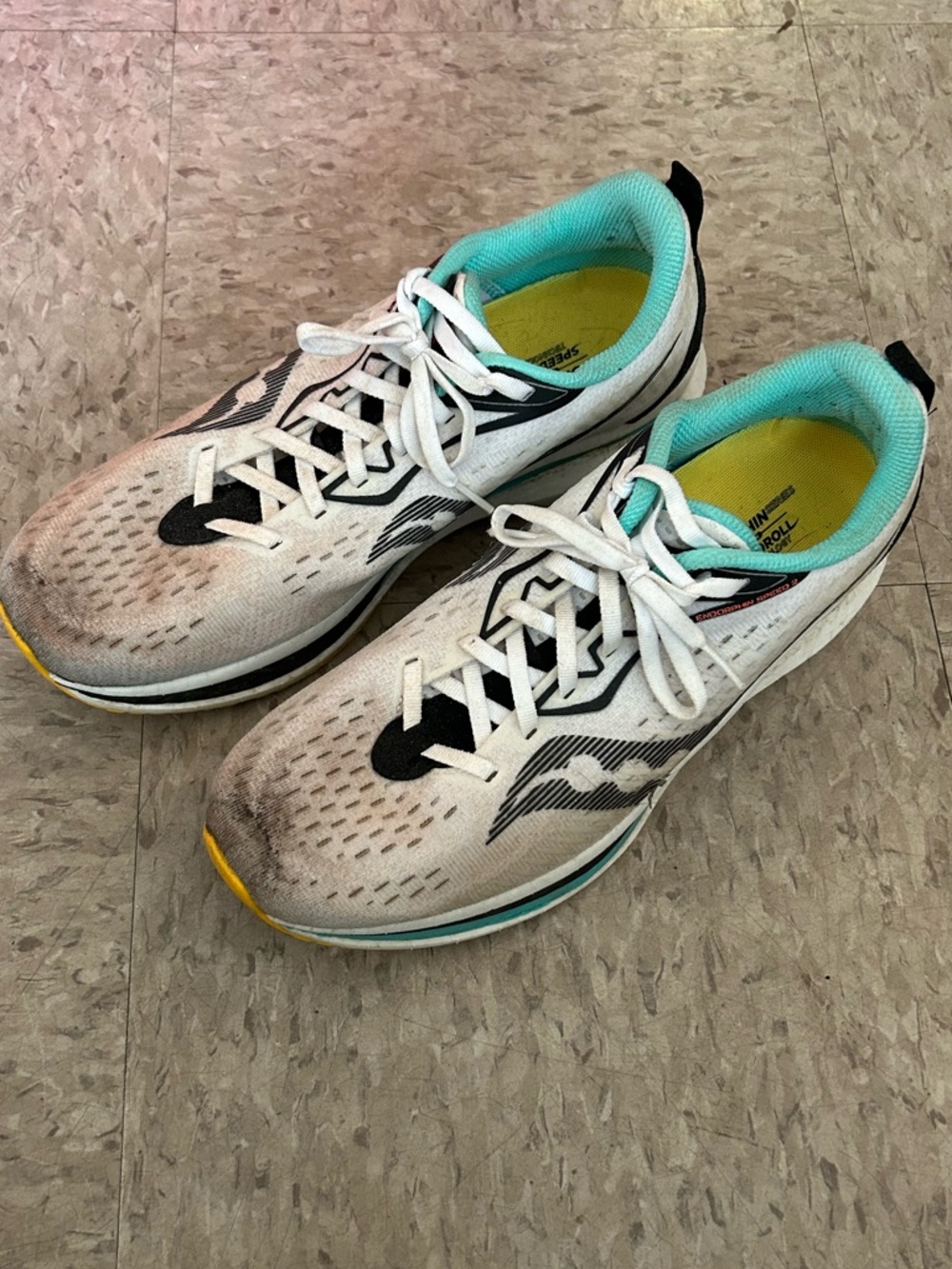 Saucony Women’s Endorphin Speed 2 - White